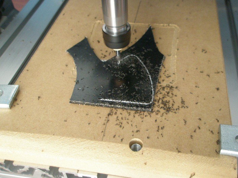 568369325daec_PickguardCutting.jpg.cce06